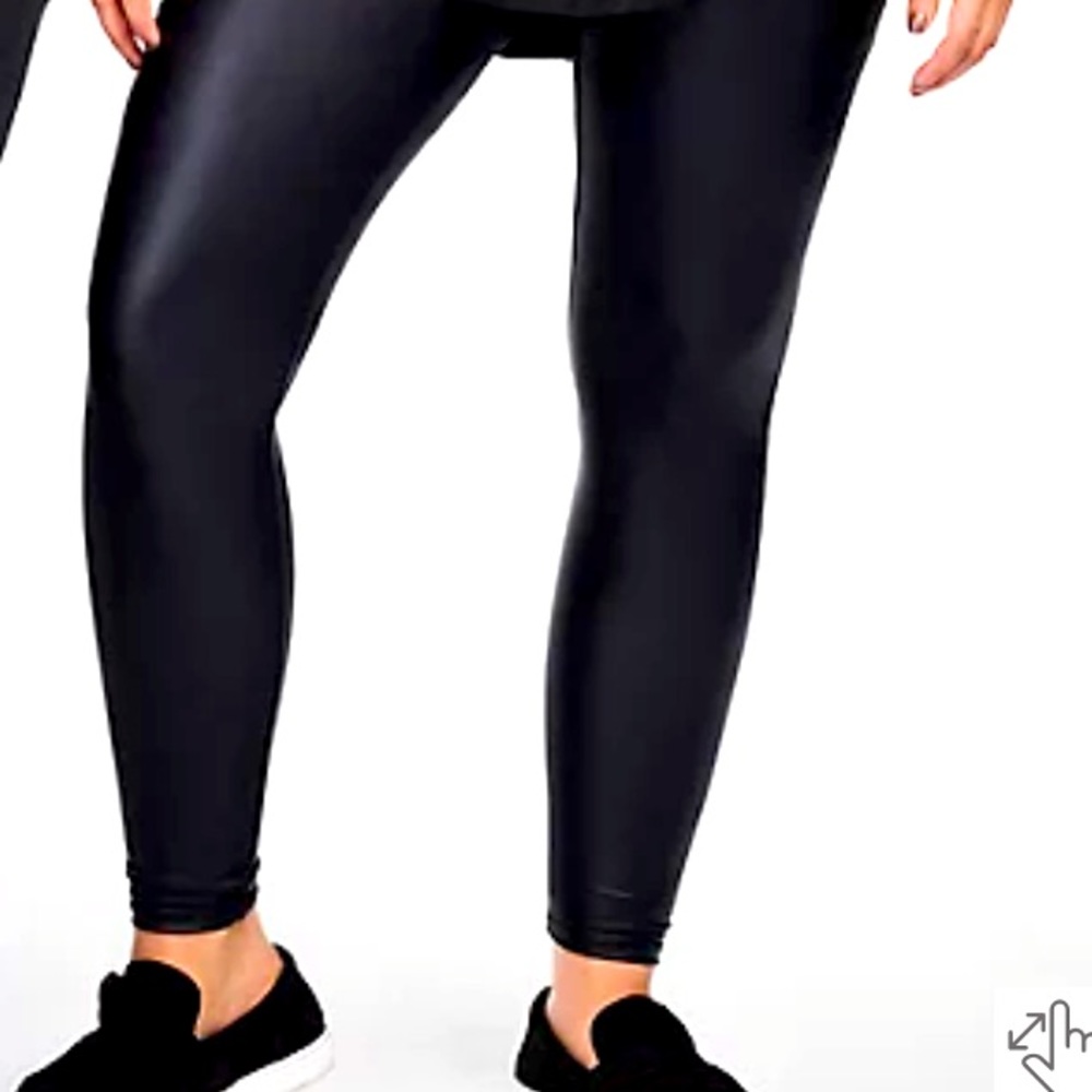 Torrid Faux Leather Leggings Size 4